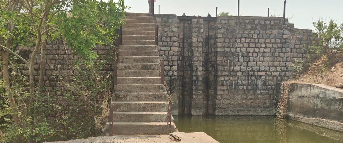 పర్యవేక్షణ లోపం .రైతులకు శాపం…? పర్యవేక్షణ లోపం .రైతులకు శాపం…?