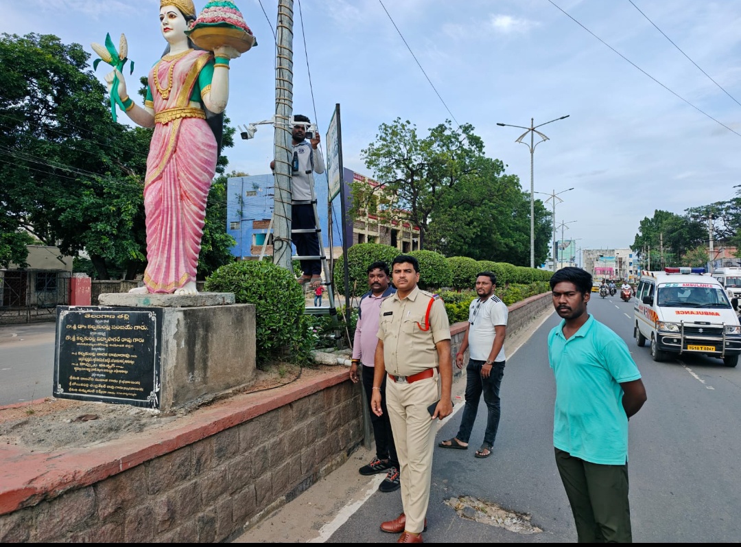 నేరాల నియంత్రణకే సీసీ కెమెరాలు.
