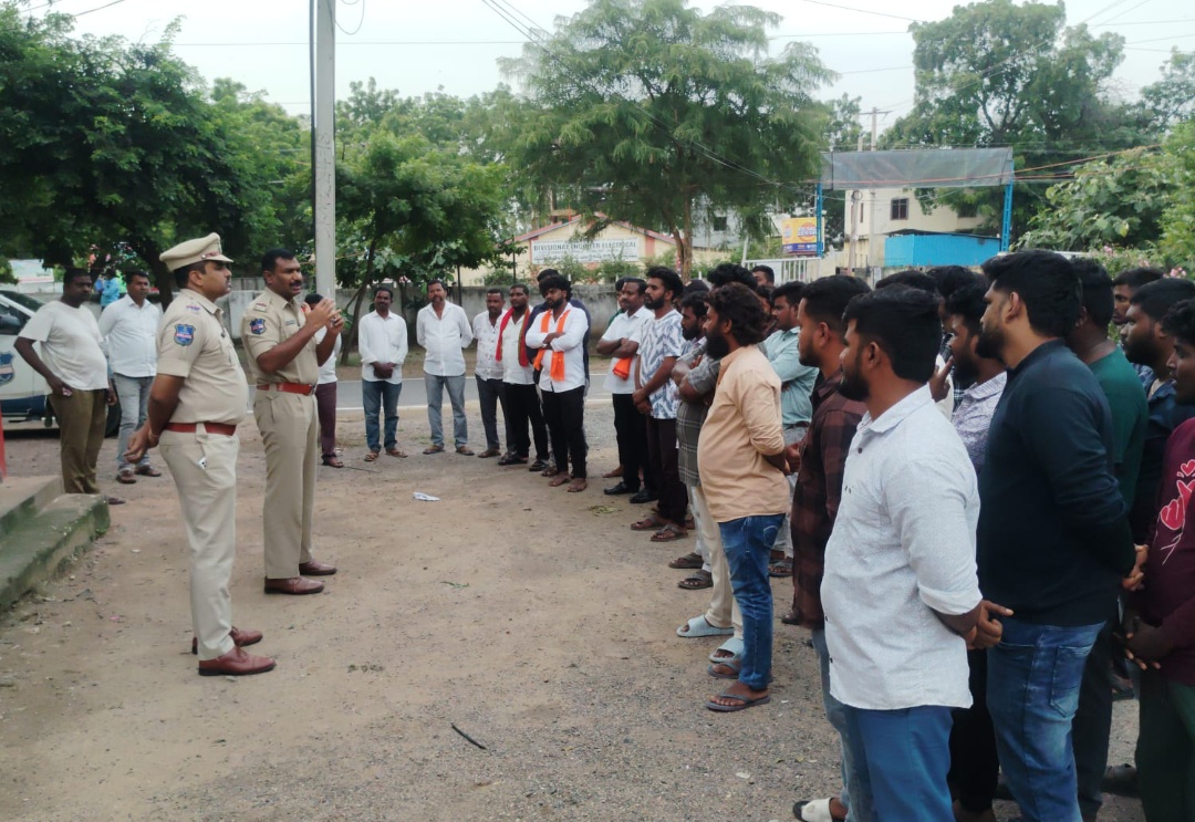 గణేష్ నిమజ్జన ఊరేగింపు శాంతియుతంగా జరుపుకోవాలి
