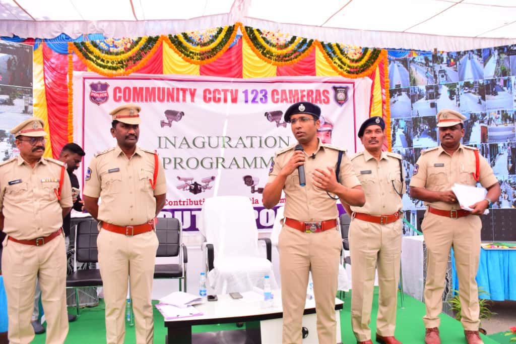 నేరాల నియంత్రణ లో మూడో నేత్రంగా సీసీ కెమెరా