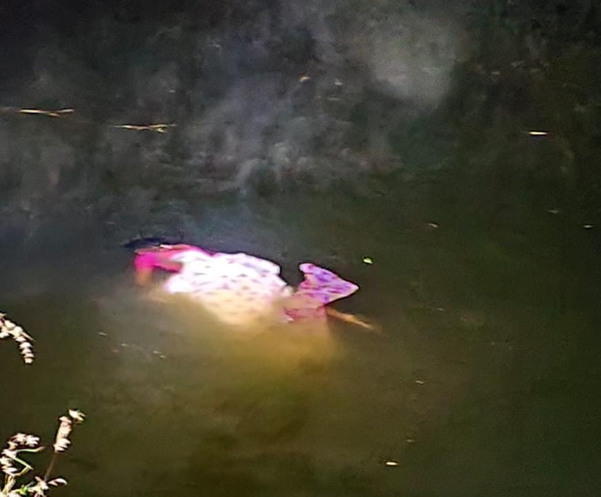 బావిలో దూకి మహిళా ఆత్మహత్య..