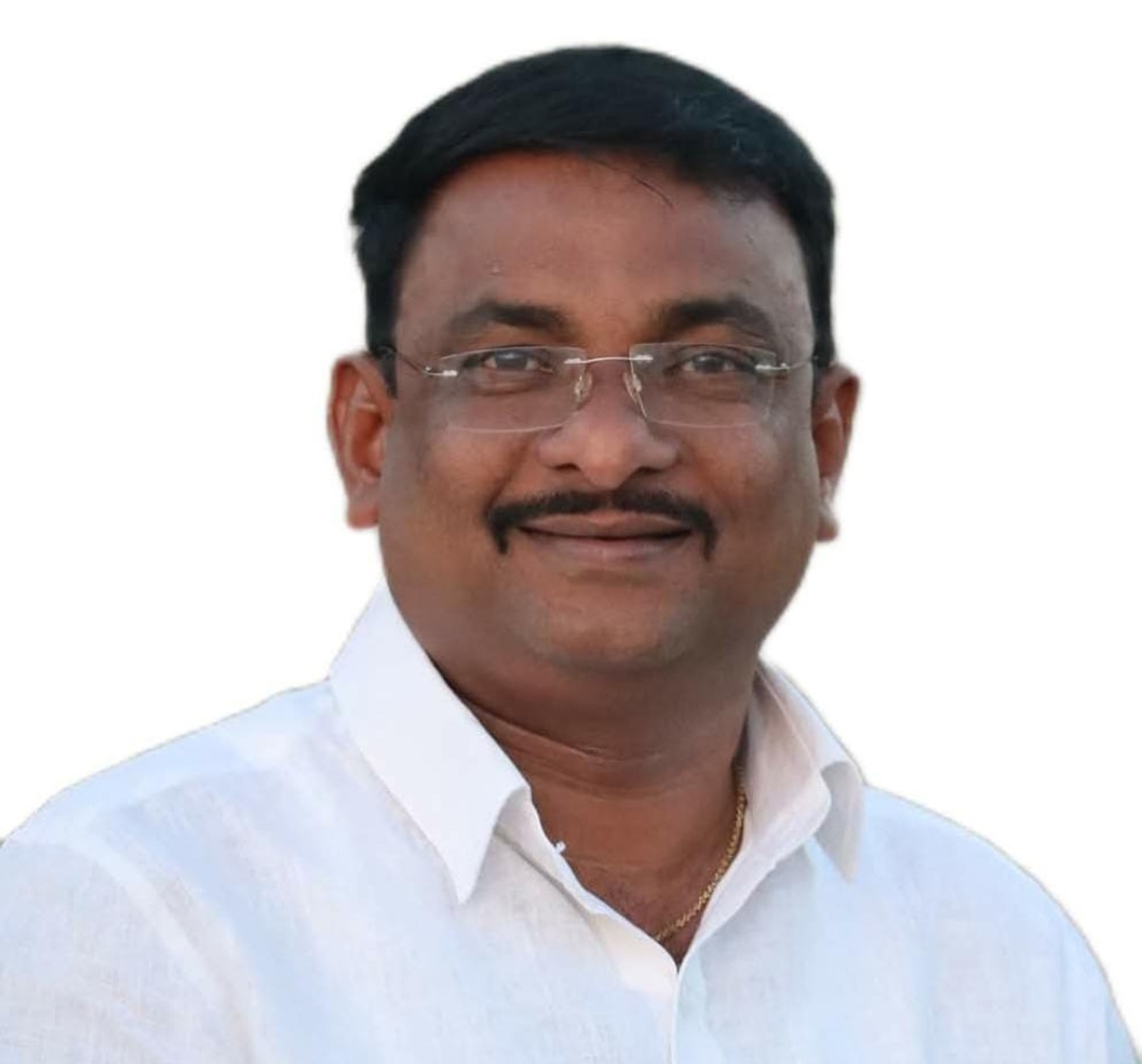 ప్రజా సేవకై వస్తున్నా…మీ బిడ్డగా ఆశీర్వదించండి