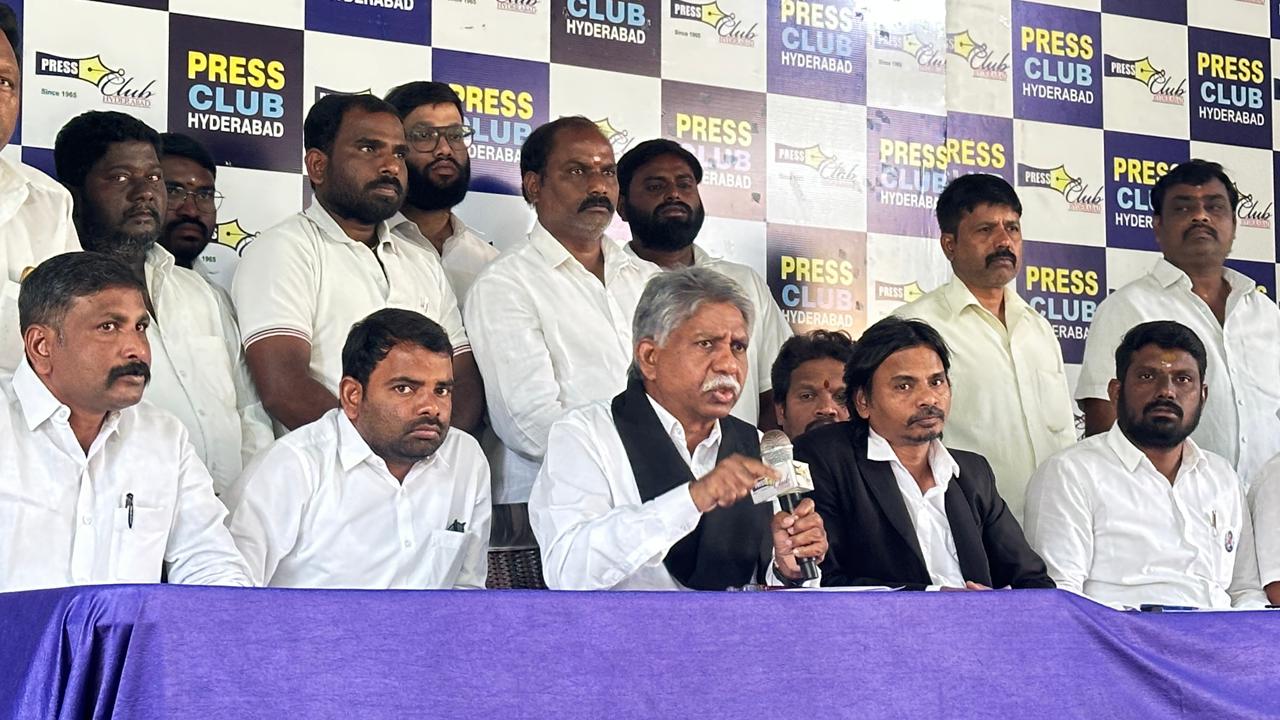 కర్ల రాజేష్ మృతిపై రీ పోస్టుమార్టం ఎందుకు చేయడం లేదు? – మంద కృష్ణ మాదిగ ప్రశ్న