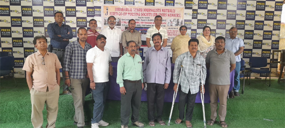 నిజాంపేట్, పేట్ బషీరాబాద్ స్థలాలే కేటాయించాలి నిజాంపేట్, పేట్ బషీరాబాద్ స్థలాలే కేటాయించాలి