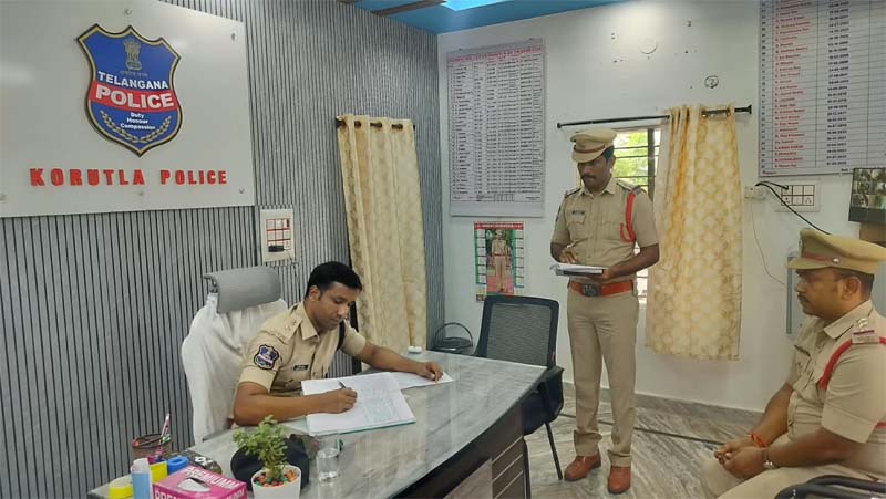 గణేష్ నవరాత్రి ఉత్సవాలు ప్రశాంతంగా జరిగేలా పటిష్ట భద్రతా చర్యలు గణేష్ నవరాత్రి ఉత్సవాలు ప్రశాంతంగా జరిగేలా పటిష్ట భద్రతా చర్యలు