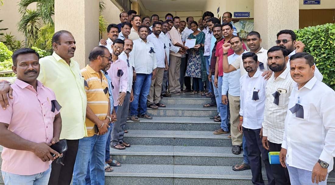 నూతన మీడియా కమిషన్ రక్షణ చట్టం తెవాలి నూతన మీడియా కమిషన్ రక్షణ చట్టం తెవాలి